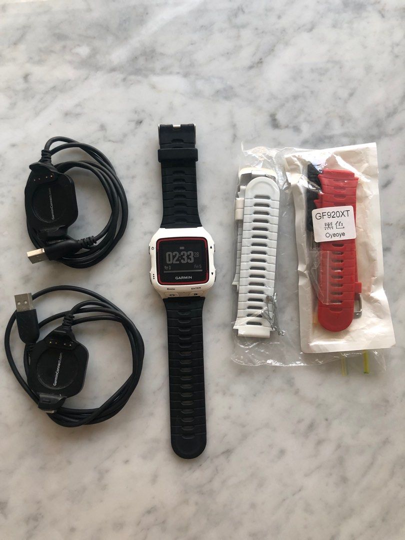 Swim bike run watch discount