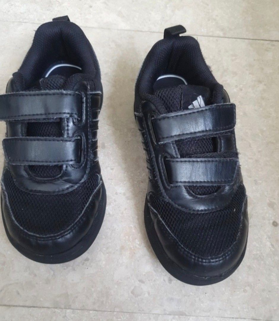 Adidas giving free shoes outlet