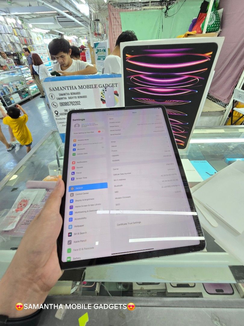 Ipad Pro M2 6thGeneration 12.9 256gb Wifi Cellular (Category: iPad) located in Manila. Submitted by lenweltong05295 (Listing ID 1317261381, Image 2). Description: Ipad Pro M2 6thGeneration 12.9 256gb Wifi Cellular Complete Package Onhand Stock Same Serial Box.