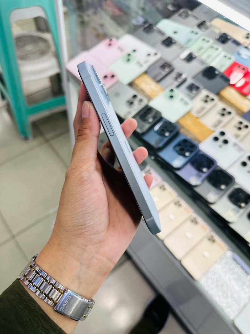 Iphone 15 256gb Globelocked 100% (Category: iPhone 15 Series) located in San Juan City. Submitted by javedsgadgetshop (Listing ID 1317239754, Image 2). Description: OPEN FOR INSTALLMENT VIA CREDIT CARD/GGIVES/SPAY/BILLEASE & SWAP/TRADE-IN! WE BUY AND SELL ( ANYKINDS OF UNIT BINIBILI PO NAMIN)! PTPA : Padelete po f bawal Quick Specs : Iphone 15 •256gb •NTC Variant •100% batt health •Globelocked •95% Smoothness •No hidden issue | No Repaired •100% 