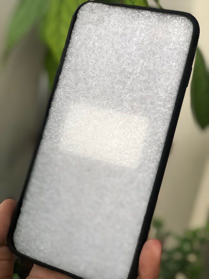 Iphone 7/8 PLUS case with card pocket (Category: Cases & Sleeves) located in Manila. Submitted by vanitymeeh (Listing ID 1317299129, Image 2). Description: RFS: wrong case 7/8 PLUS Iphone case(see last photo) Selling for 100 only RFS: Wrong Case Delivery C/o buyer MOP: Gcash ans BPI transfer Lbc and J&t Loc: Cainta Rizal.