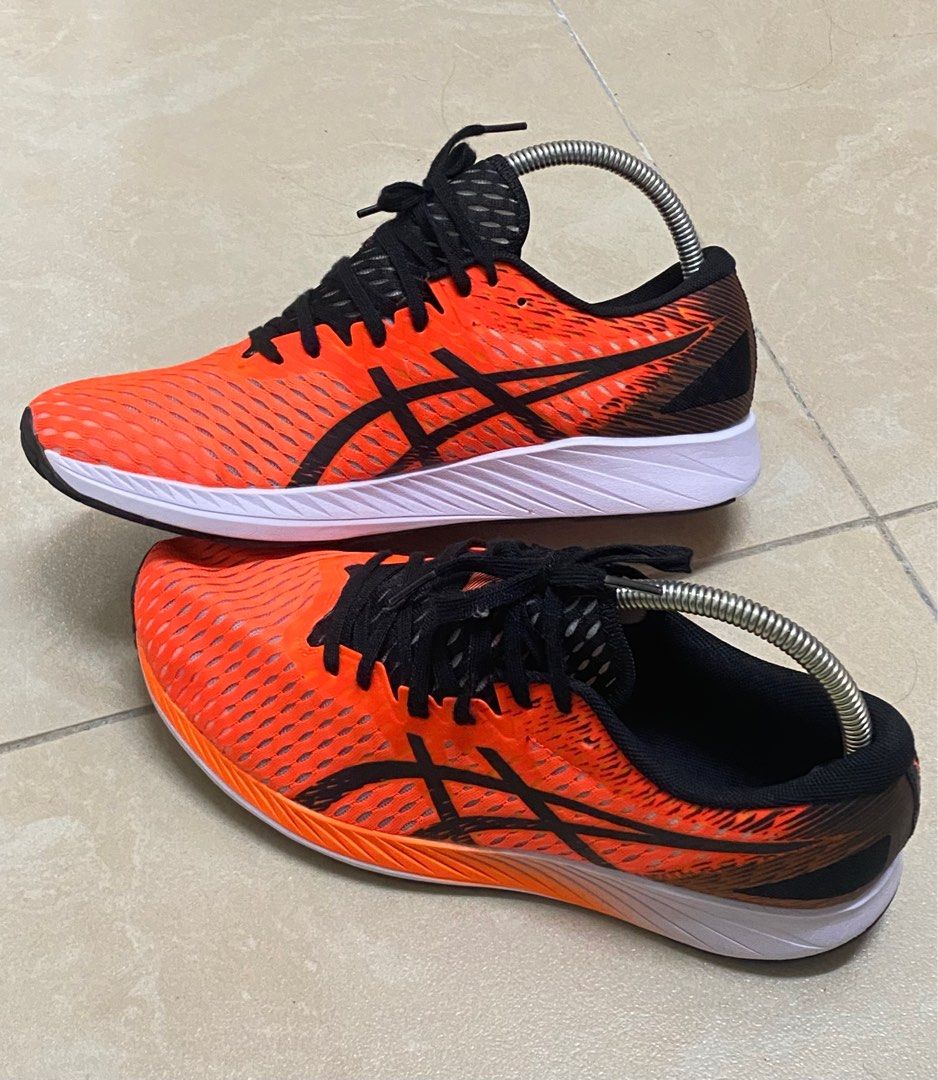 Kasut Asics Hyperspeed