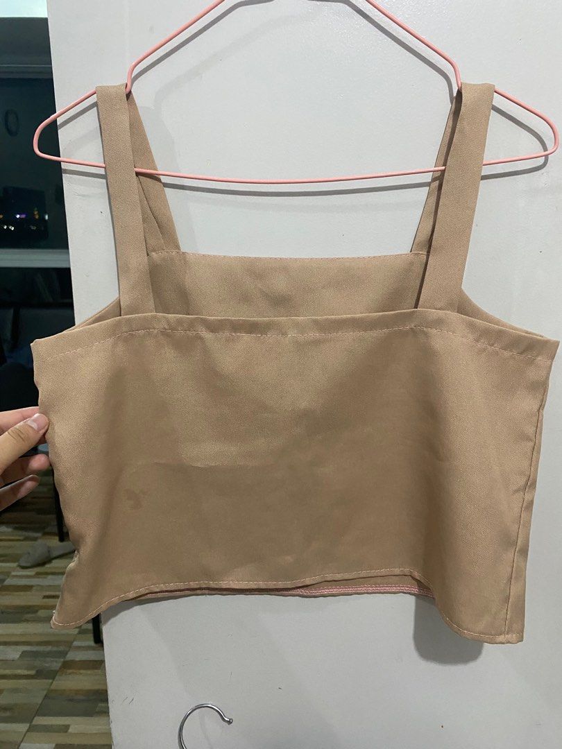 Linen top and skirt set (Category: Others Tops) located in Quezon City. Submitted by vanirish (Listing ID 1317332892, Image 3). Description: Bought in Penthouse in UPTC. Can be bought separately for 150 each. Minimal defects seen on the last pic.