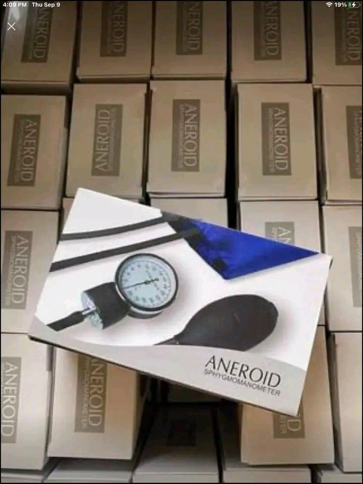 Manual bp (Category: Health Monitors & Weighing Scales) located in Manila. Submitted by minidivisoria (Listing ID 1317189205, Image 1). Description: Manual bp.