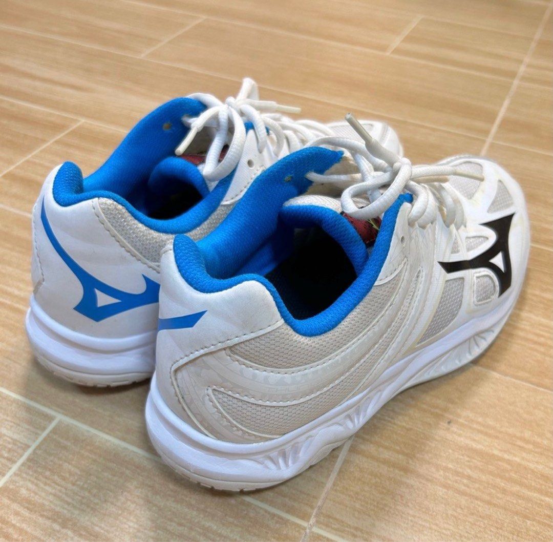 Mizuno casual sneakers cheap