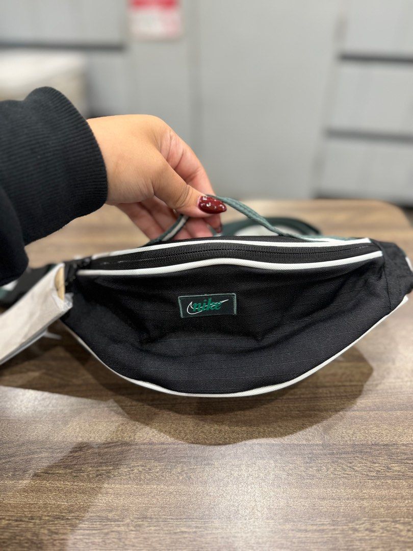 Nike Belt Bag Men s Fashion Bags Belt bags Clutches and Pouches on Carousell