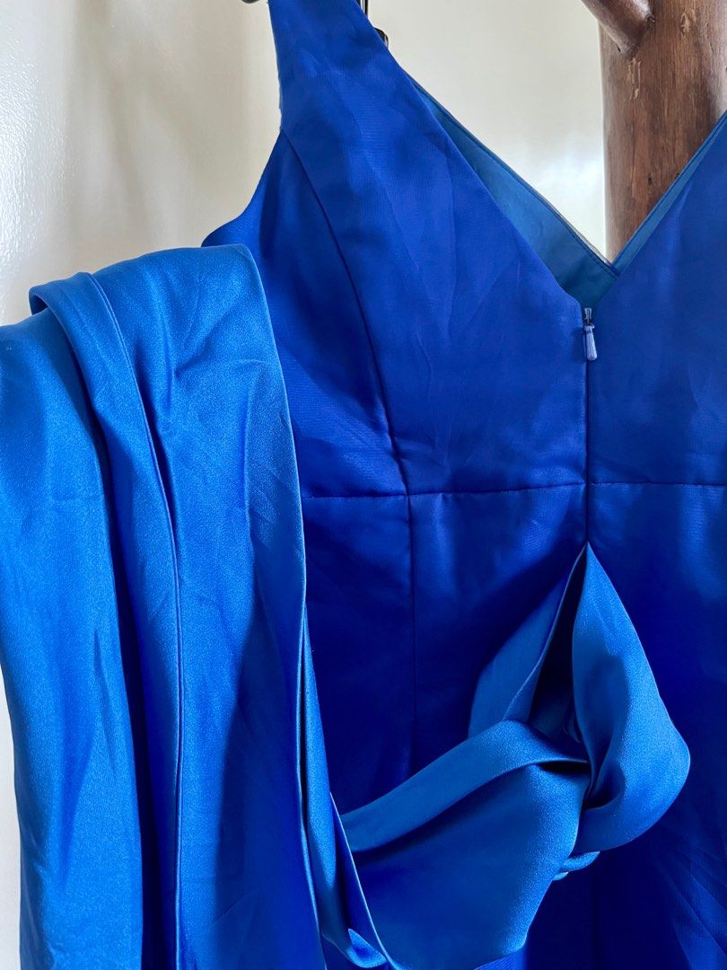 Preloved Royal Blue Dress (Category: Evening dresses & gowns) located in Cavite. Submitted by blarix (Listing ID 1317298493, Image 3). Description: Preloved Blue Dress Size: S-M Color: Royal Blue - Perfect for Formal Occasions - Nice Dress! 😍 .