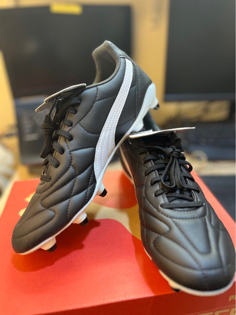 PUMA King Top Football Boot K Leather UK 7 Men s Fashion Footwear Boots on Carousell