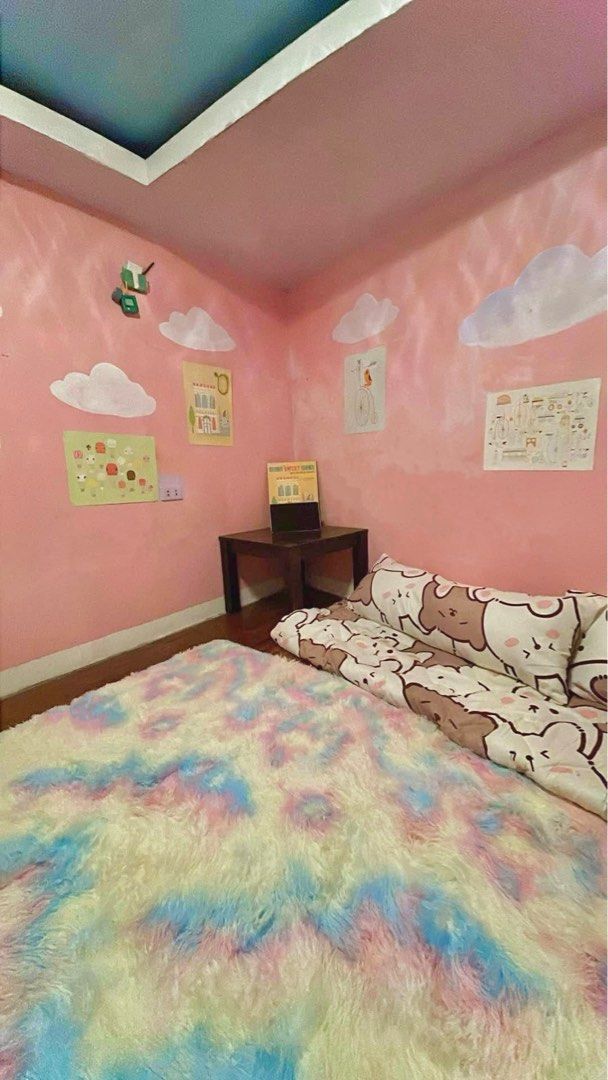 Rainbow carpet (Category: Carpets, Mats & Flooring) located in Manila. Submitted by ragssurplus (Listing ID 1317332729, Image 1). Description: BILHIN NIYO NA KASYA SIYA SA MALIIT NA ROOM SUPER LAKI NYA 160x200 cm Ganda ng quality 🥲 super laki Bought sa 989 sa sh0pee.