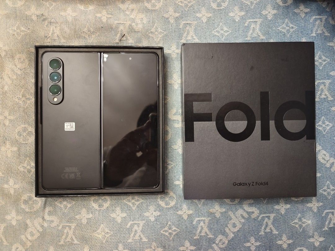 Galaxy Z Fold 4 1TB 香港版 【公式通販】