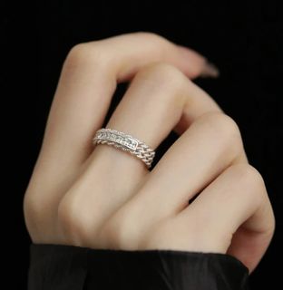 (Category: ) located in . Submitted by shopping_collection (Listing ID 1317279844, Image 1). Description: .