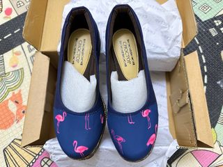 (Category: ) located in . Submitted by batiklover (Listing ID 1317319896, Image 1). Description: .