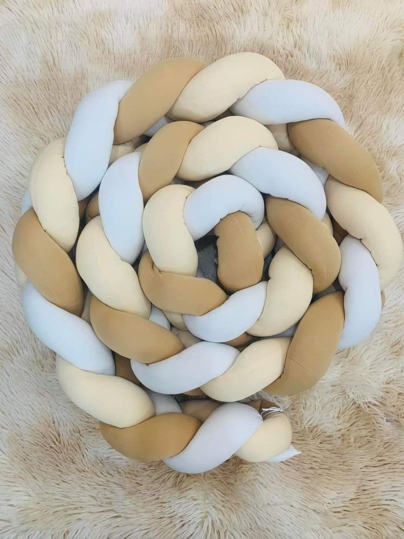 SOFT BRAIDED BUMPER GUARD (Category: Bed Guards) located in Pasig City. Submitted by shytorres (Listing ID 1317362027, Image 2). Description: SOFT BRAIDED BUMPER AVAILABLE ONHAND ‼️ For orders and inquiries message us ‼️‼️ SC Baby stuff / Tables & Chairs Delivery sched: Tuesday to Sunday (10 am to 5pm).