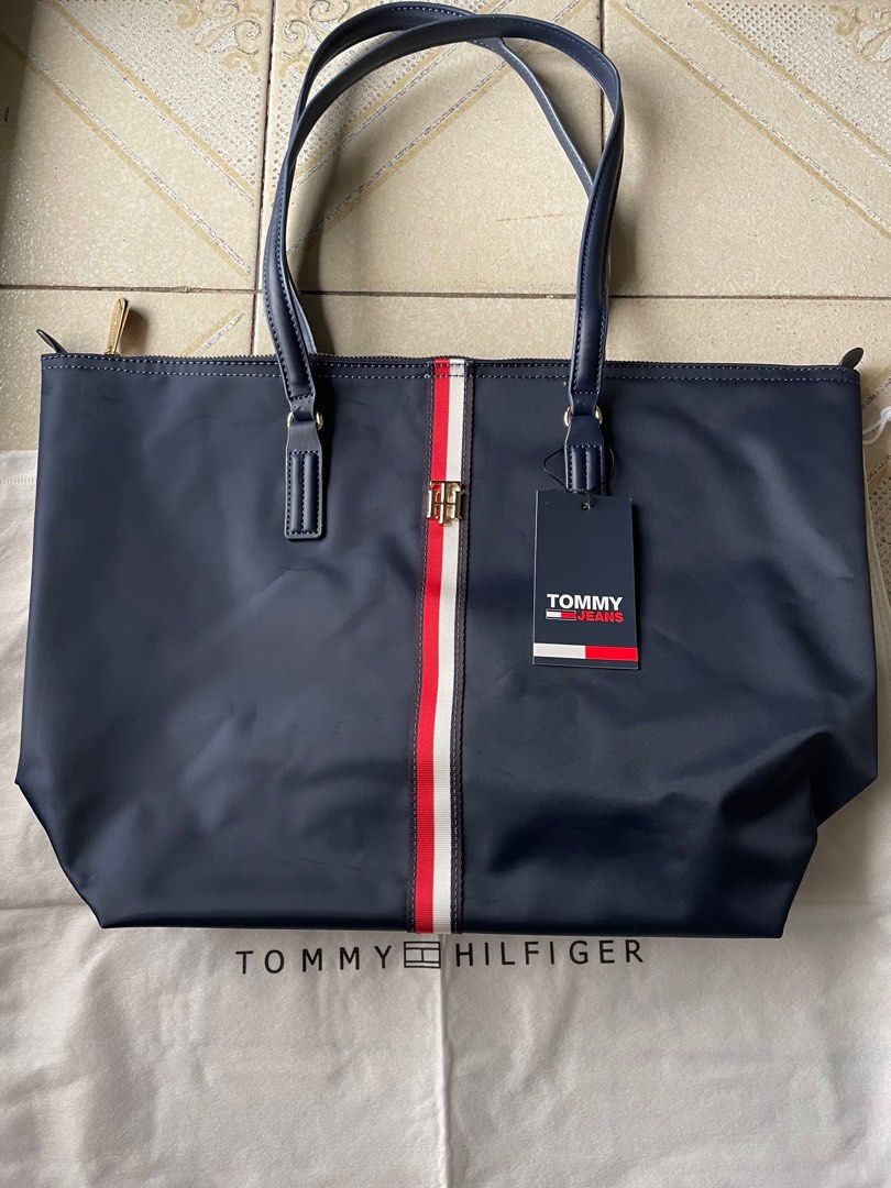 Tommy sac deals
