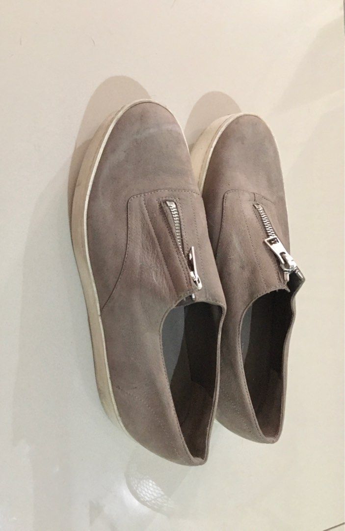 Vince shoes discount hotsell