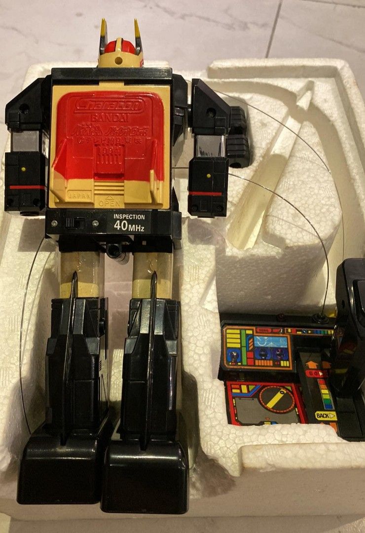 Vintage Bio Robo Radio Control (Category: Remote Control Toys) located in San Mateo. Submitted by jjdtoyz (Listing ID 1317300926, Image 3). Description: Vintage Bio Robo Radio Control PRICE: 12K only * Working Electronics * Missing Sword * With Box and Styro Payment: Gcash/BDO Shipping: Lalamove.