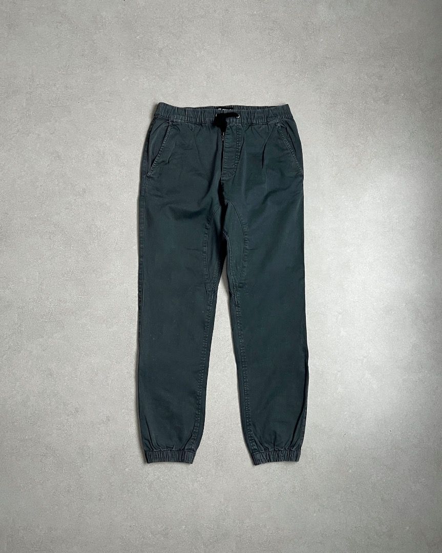 Workwear Acid Washed Jogger Pants (Category: Joggers) located in Manila. Submitted by morf_sply (Listing ID 1317332893, Image 1). Description: Workwear regular rise tapered leg jogger pants. Acid-washed. Elasticated cuffs. Brand new. Waist 32 in Length 40 in Hem 5 in - 6 in.