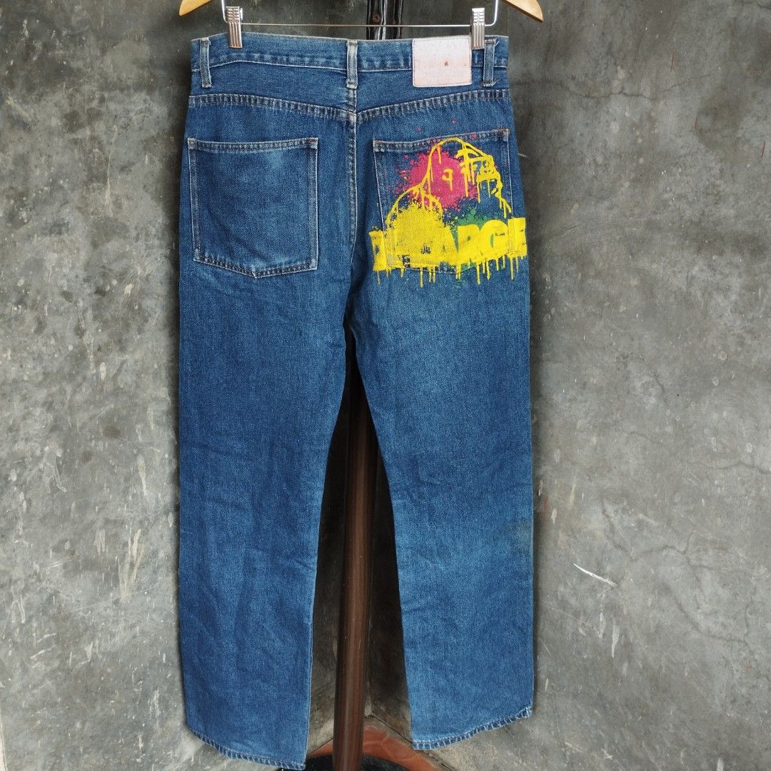 XLARGE PAINT SPLATTER DENIM PANTS (Category: Jeans) located in Lucena. Submitted by southsidekartell (Listing ID 1317305519, Image 1). Description: 30-32 WAIST VERY GOOD CONDITION MISSING TAGS FADE NA YUNG LEATHER TAB NEEDS WASH NAJAN NA LAHAT ISSUES AT PIC.