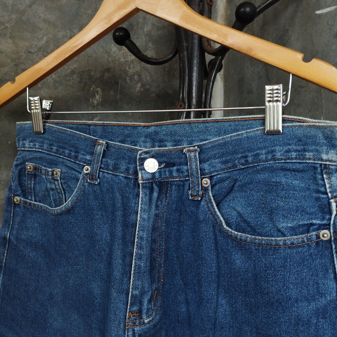 XLARGE PAINT SPLATTER DENIM PANTS (Category: Jeans) located in Lucena. Submitted by southsidekartell (Listing ID 1317305519, Image 3). Description: 30-32 WAIST VERY GOOD CONDITION MISSING TAGS FADE NA YUNG LEATHER TAB NEEDS WASH NAJAN NA LAHAT ISSUES AT PIC.