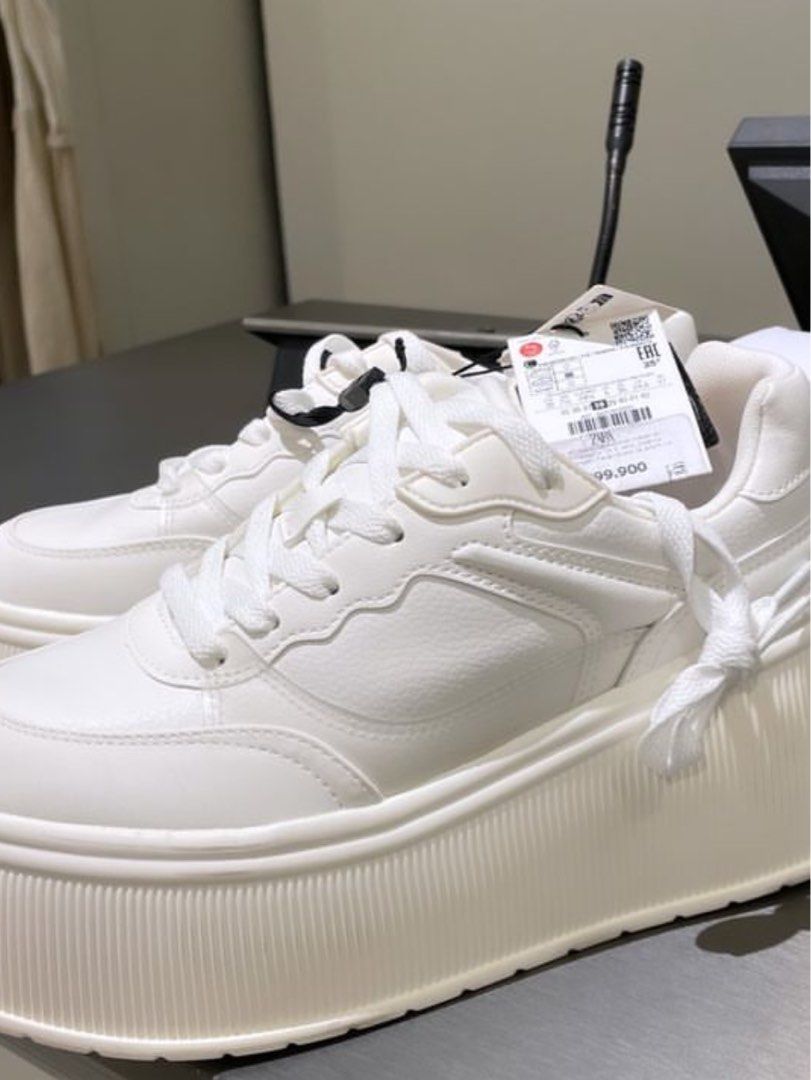 ZARA PLATFORM WHITE SNEAKERS PUTIH SALE FROM 799 Fesyen Wanita Sepatu di Carousell
