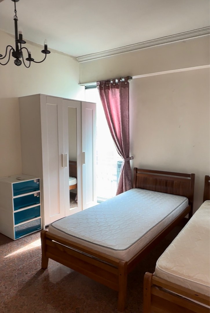(Category: ) located in . Submitted by JuneQuan (Listing ID 1317394690, Image 1). Description: .