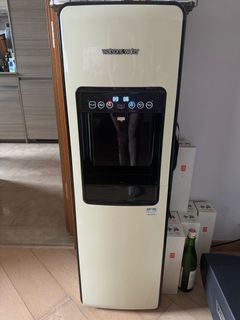 （分類：）位於 。 由 emilytris 提交（商品編號 1317437630，圖片 1）。簡介： 。
