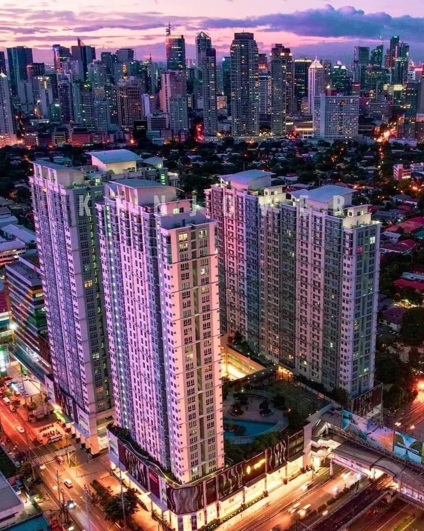 VERY TRANSIT ORIENTED CONDOMINIUM in MAKATI CITY San Lorenzo Place