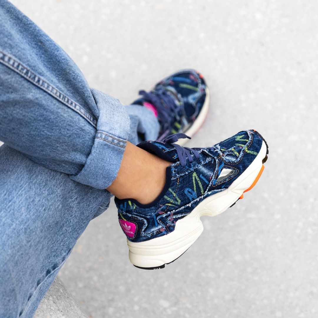 Adidas falcon street style sales