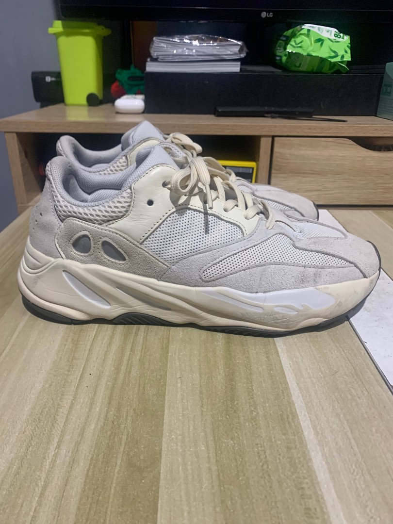 Yeezy 700 mens silver cheap