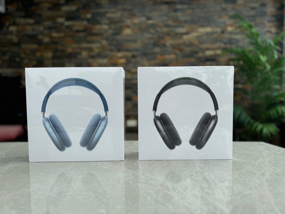Airpod Max (Category: Headphones & Headsets) located in San Juan City. Submitted by ajtswisswatches (Listing ID 1317490127, Image 1). Description: AirPod Max Php 29,500 NOTE: All units are:👈👈 - ✅100% original authentic (legit) - ✅standard factory package - ✅ brand new sealed (FU)👈 Mode of payment: -Cash -Online / barnk transfer -Gcash We accept credit card for installment For inquiry 09274488880 09277487770 we accept bulk (wholesale) order Cas
