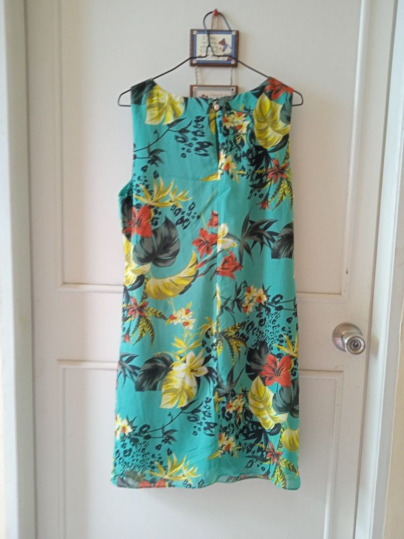 Billie and blossom green floral dress discount