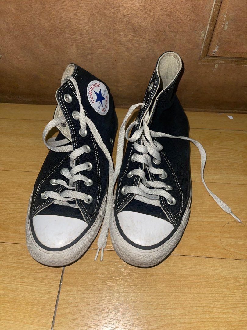 Black converse (Category: Sneakers) located in Manila. Submitted by declutterxvictoria (Listing ID 1317424693, Image 3). Description: US 5.5 WOMENS.