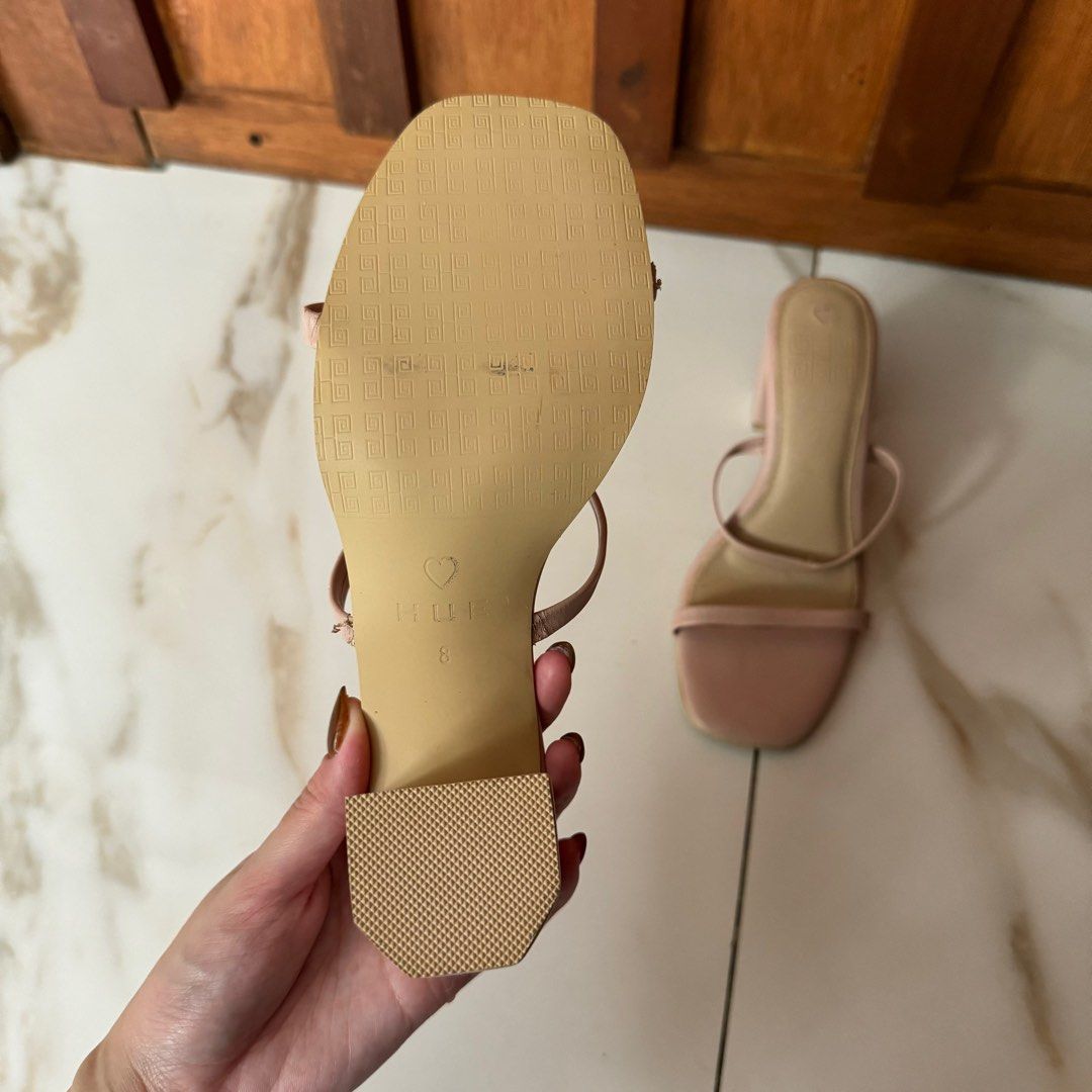 Block Heels (Category: Heels) located in Manila. Submitted by declutterzoneee (Listing ID 1317393751, Image 3). Description: Item was used once Was stored for a long time hence the minor flaws Brand: Hue Manila.