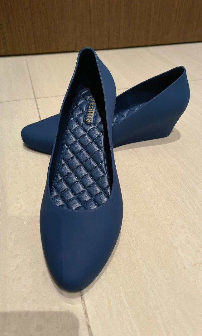 Brand New Jelly Shoes Wedges Women s Fashion Footwear Wedges on Carousell