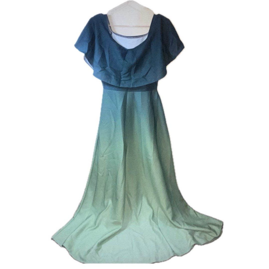 Bridesmaid green long gown abay (Category: Evening dresses & gowns) located in Manila. Submitted by leivic (Listing ID 1317534407, Image 2). Description: Stretchable XS-L. Off shoulders or with sleeves. Pm for more info.