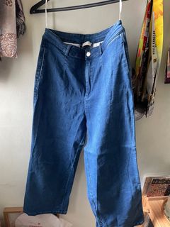 (Category: ) located in . Submitted by syafiqan91 (Listing ID 1317382929, Image 1). Description: .