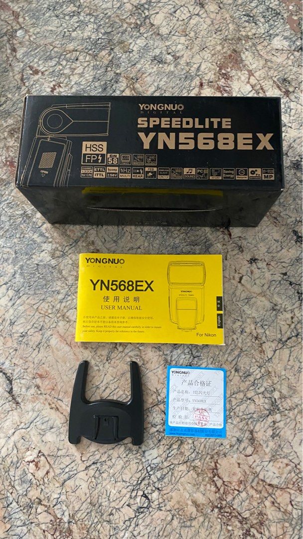 Camera Speedlight Box Only (Category: Cameras) located in San Pablo. Submitted by itemsplus (Listing ID 1317376857, Image 2). Description: DSLR Speedlight BOX and manual only ₱350 only via GCash SF thru J&T #listsellwin.