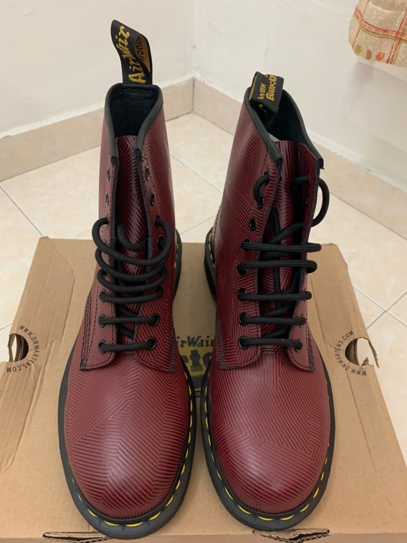 Dr Martens Geostripe Oxblood Black