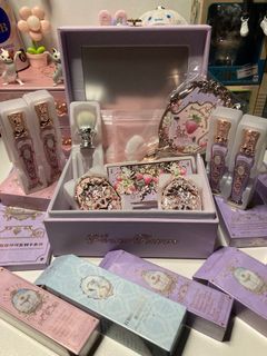 (Category: ) located in . Submitted by ninicoshop (Listing ID 1317440952, Image 1). Description: .