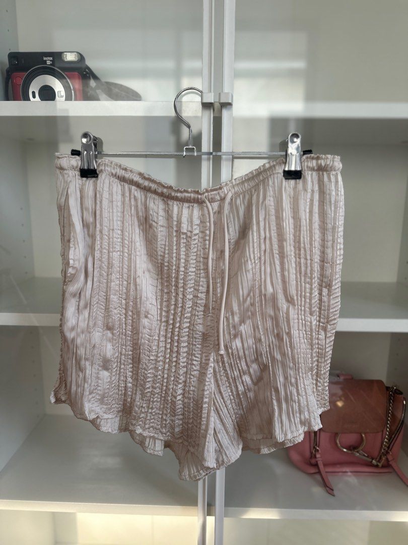 H&m satin shorts outlet