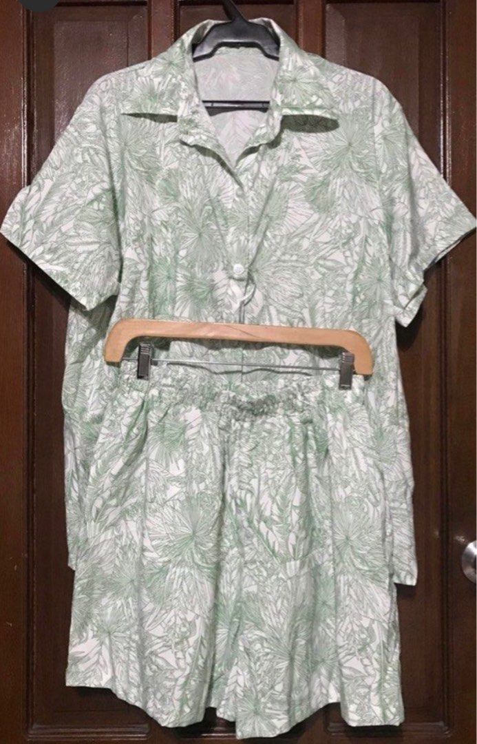plus size - polo top / shorts - leaves print (Category: Sets or Coordinates) located in Quezon City. Submitted by goodstuff_4sale (Listing ID 1317417944, Image 1). Description: new plus size button down polo top and shorts fits L to 4XL light, non stretch fabric full garterized shorts, No pockets 17.5” length , waist 34-48” waist polo width 25”, length 27” Gcash grab lalamove jrs j&t.