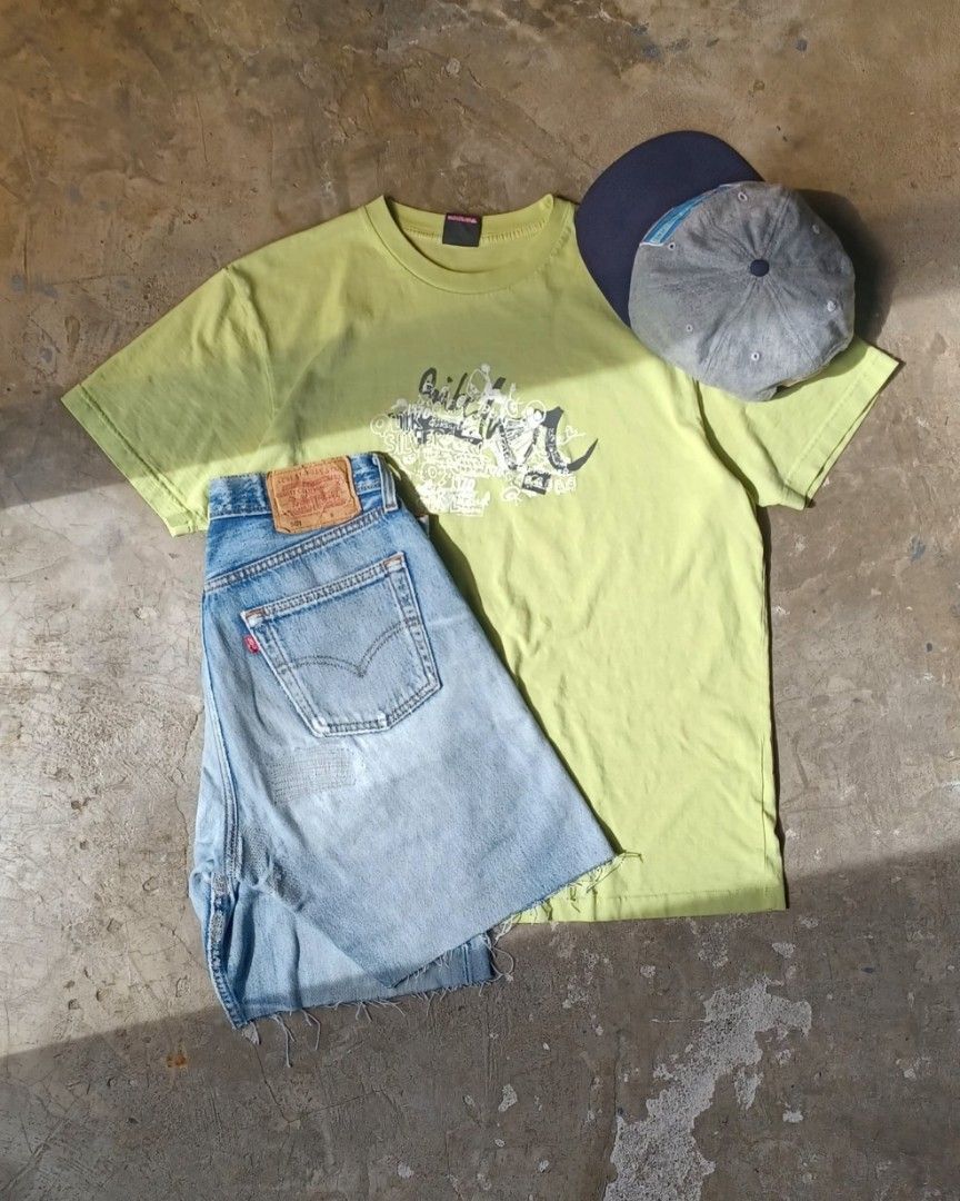 Quick Silver (Category: Tshirts & Polo Shirts ) located in Makati City. Submitted by niko_berto (Listing ID 1317368635, Image 3). Description: Quick Silver t shirt washed and sanitized 9.5/10 condition size L.