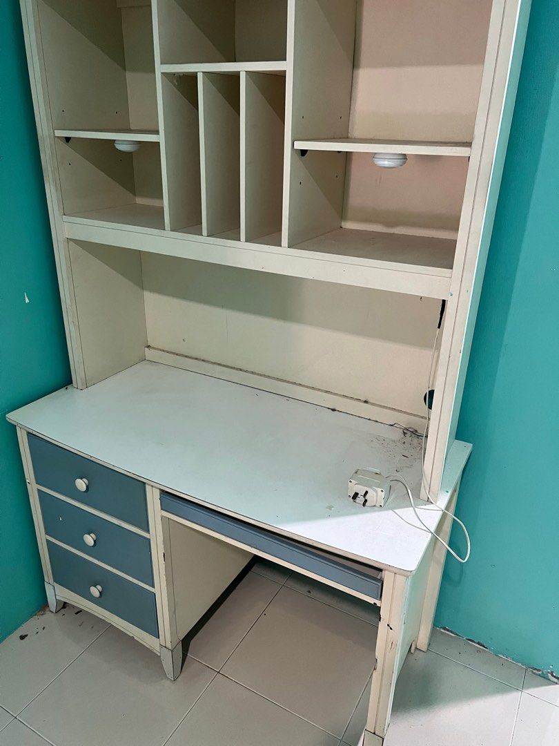 Table study (Category: Tables & Sets) located in Kota Bharu. Submitted by axelev (Listing ID 1317402495, Image 2). Description: Condition ok but 9/10 Cod in Kota Bharu Only Nego pun blh.