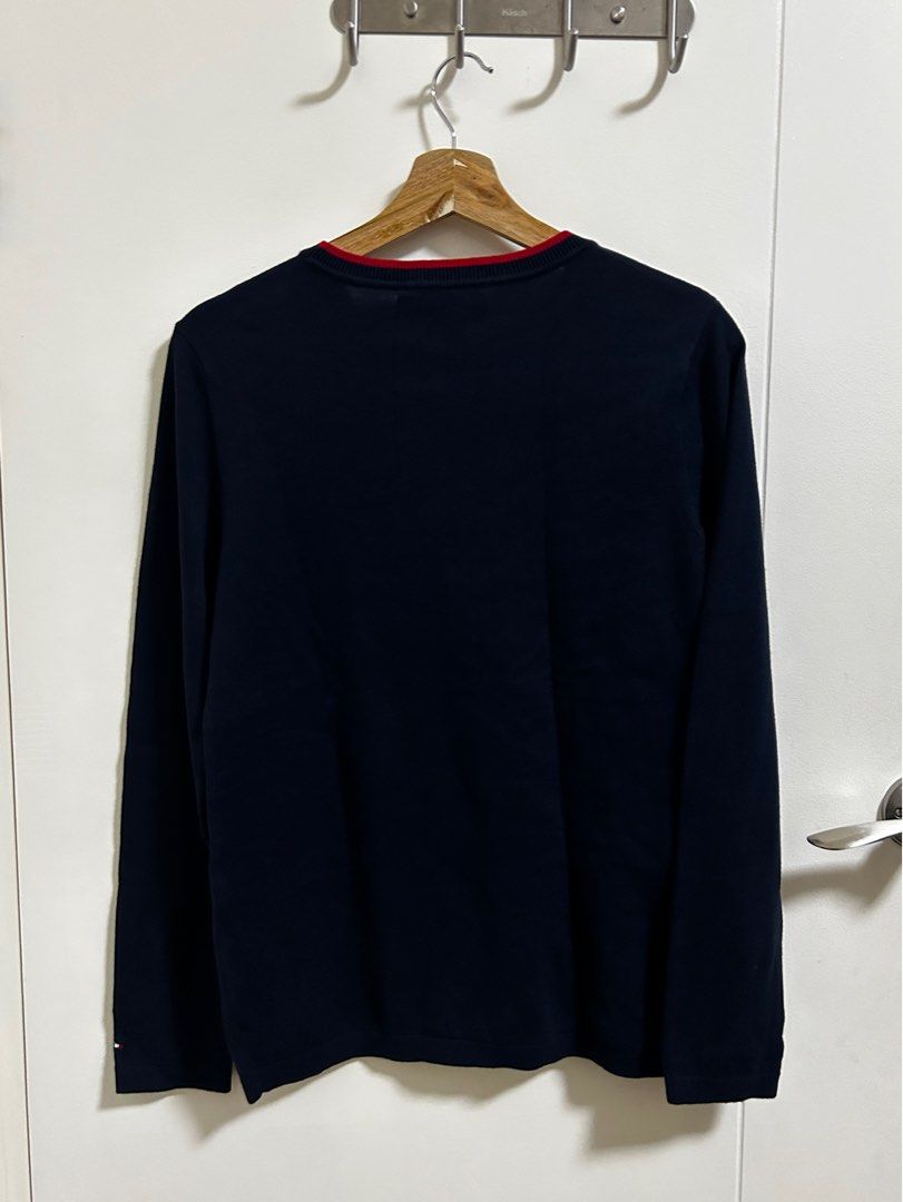 Tommy Hilfiger Ivy Sweater (Category: Coats, Jackets and Outerwear) located in Manila. Submitted by rishaelysse (Listing ID 1317524113, Image 2). Description: Tommy Hilfiger Ivy Sweater - BRAND NEW - w/ Tag - Size Small MOP: GCash Loc: Metro Manila.