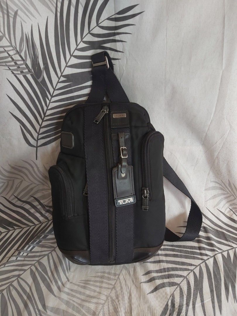 Tumi saratoga clearance