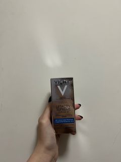 （分類：）位於 。 由 katieeeelsh 提交（商品編號 1317517534，圖片 1）。簡介： 。