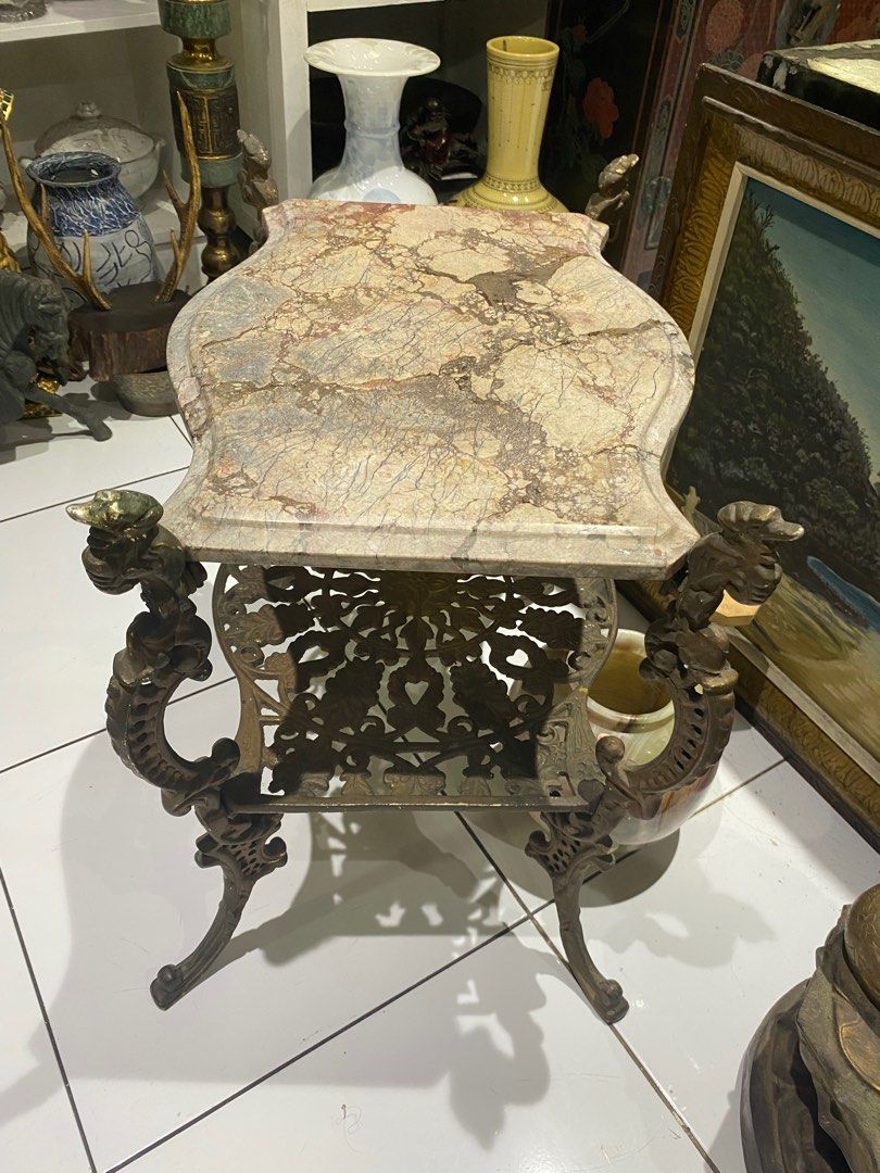 Vintage Marble Top Side Table (Category: Tables & Sets) located in Quezon City. Submitted by yumiramirez (Listing ID 1317422833, Image 3). Description: Vintage Marble Top Side Table .