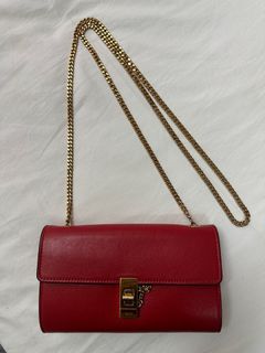 (Category: ) located in . Submitted by farrapreloved (Listing ID 1317381815, Image 1). Description: .