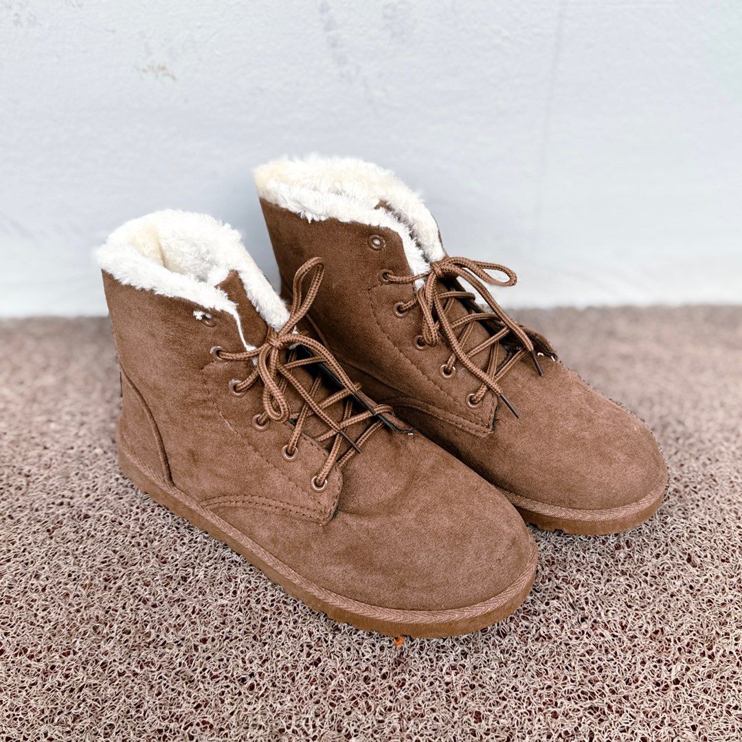 Clearance sale on winter boots shop