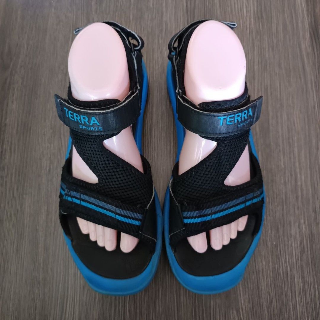 Adidas Terra Sport Sandal 6UK 25CM RM 90 Men s Fashion Footwear Flipflops and Slides on Carousell